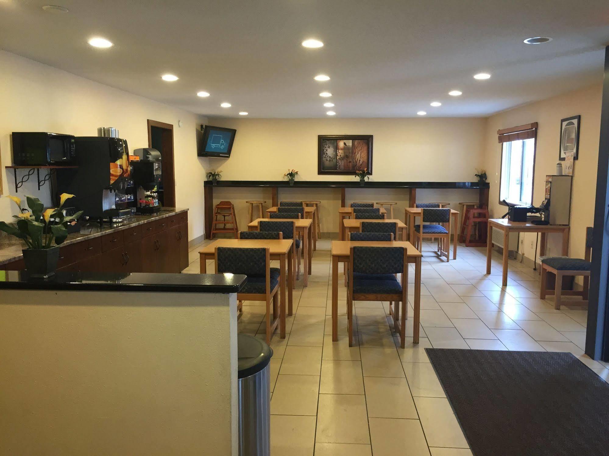 Americas Best Value Inn Grand Forks Dış mekan fotoğraf