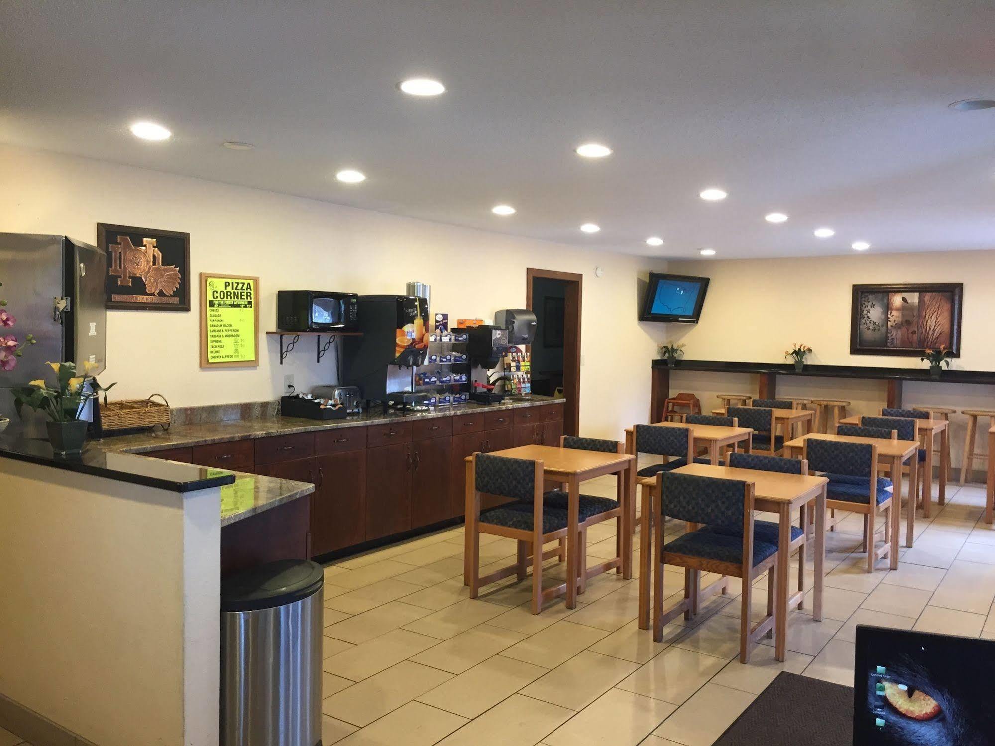 Americas Best Value Inn Grand Forks Dış mekan fotoğraf
