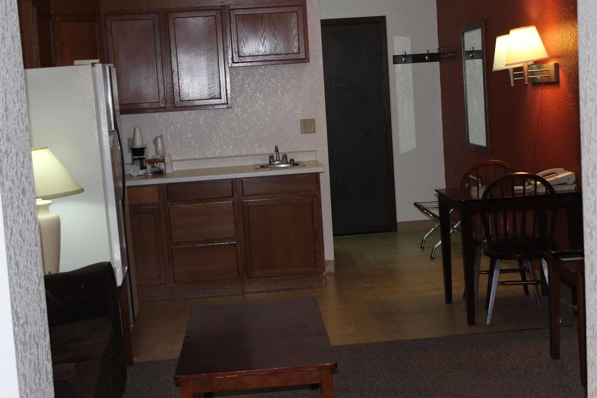 Americas Best Value Inn Grand Forks Dış mekan fotoğraf